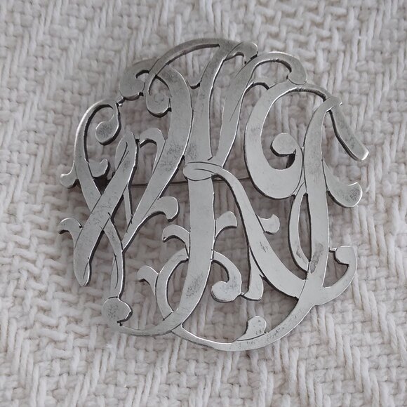 LAREDO STERLING SILVER MONOGRAM INITIAL BROOCH PIN VINTAGE - Picture 5 of 5